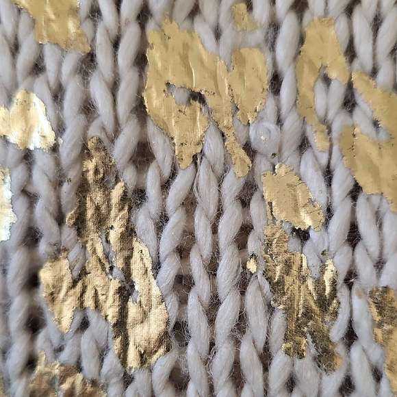 Charlotte Russe Women's White and Gold Knit Top wool blend - Picture 9 of 11